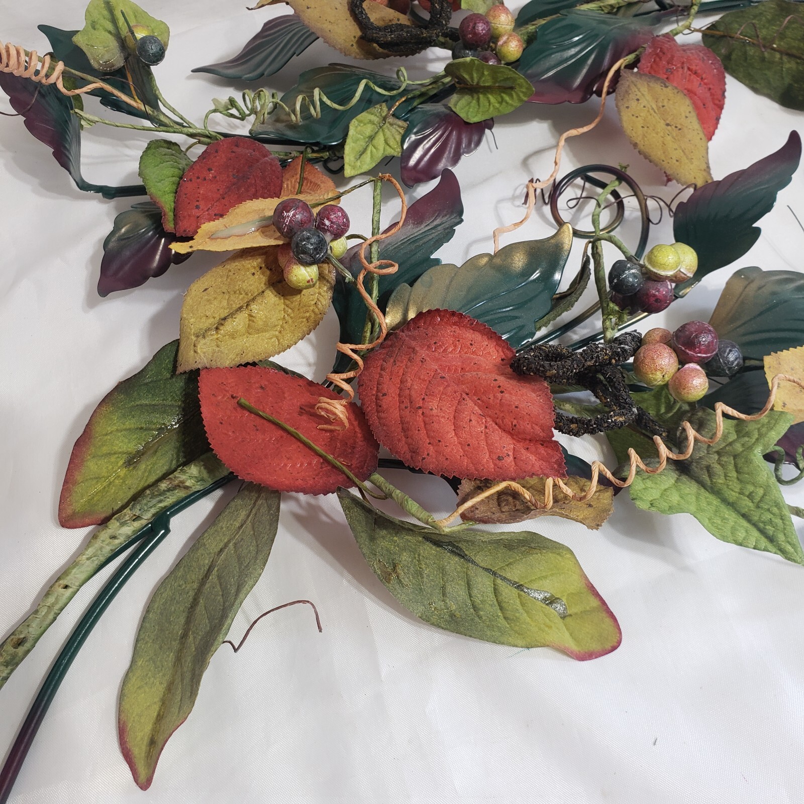 Mixed Material Metal and Floral Wall Decor Hangings Country Colorful