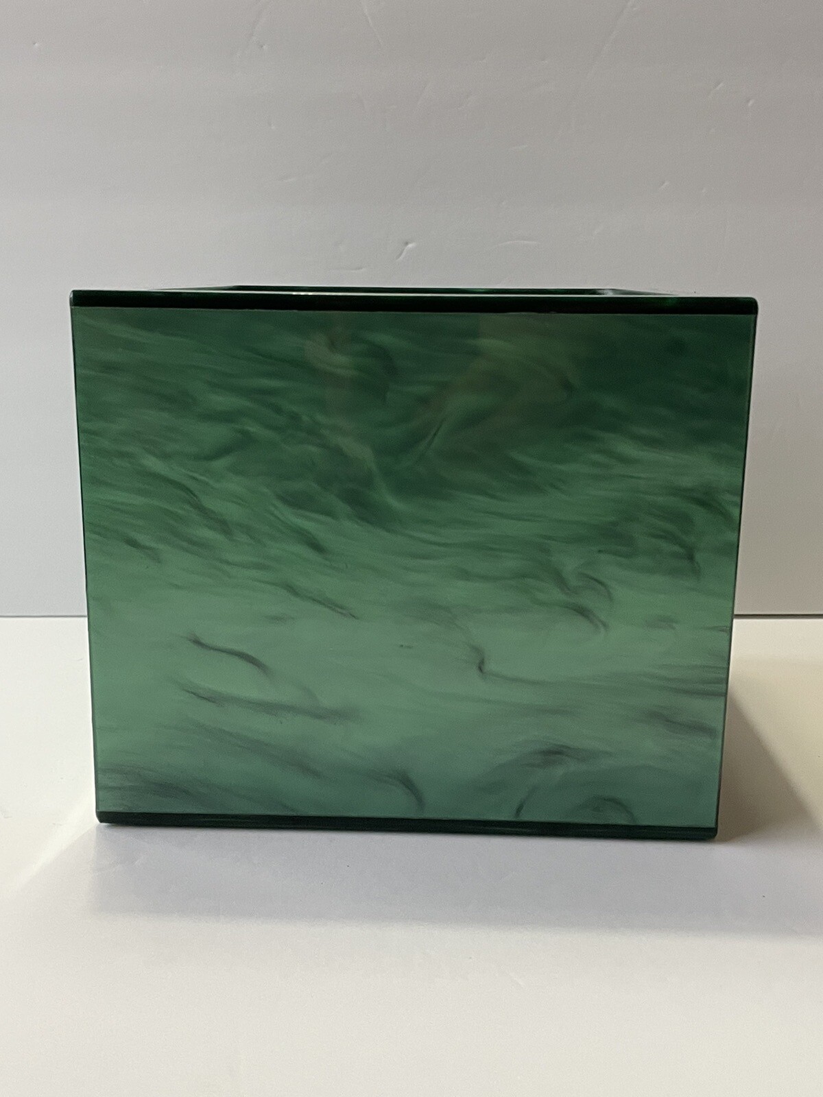 charlotte max orchid box Flower Planter Vase Pearl Green Lucite Retail $180