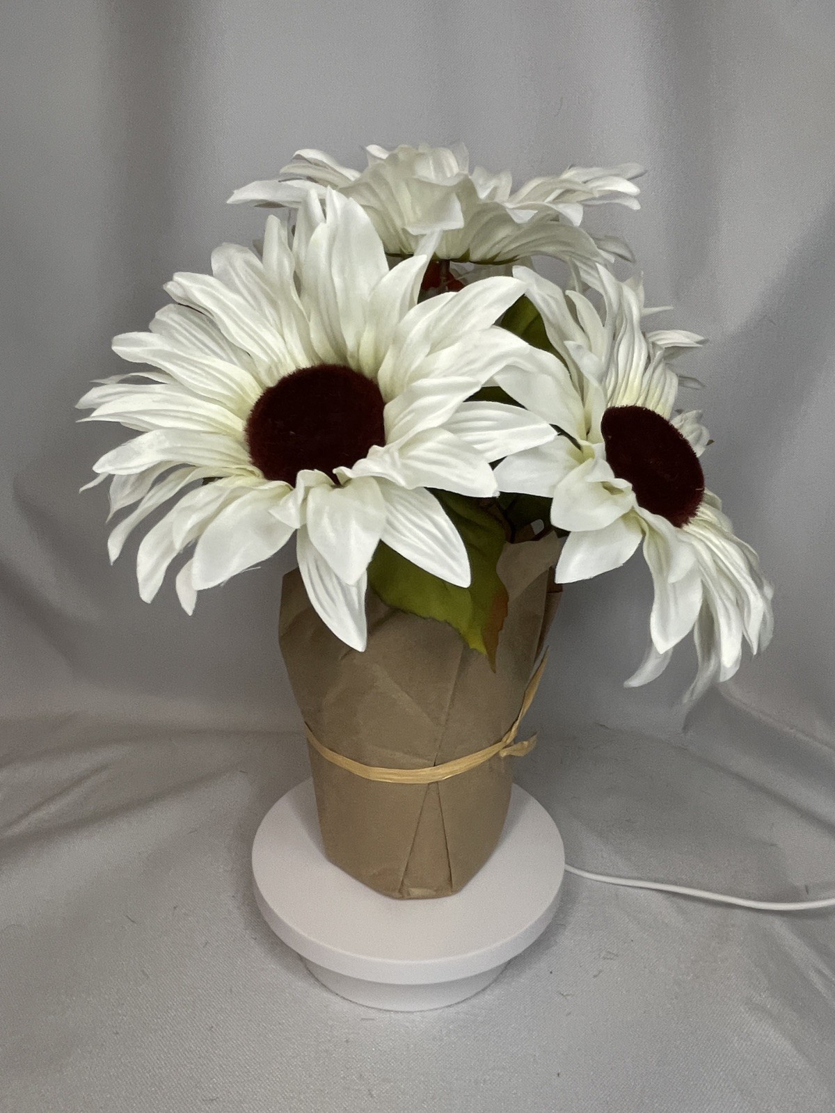 New Ashland Artificial Floral Cream Sunflower 8 Lg Blooms Light Pot 9”x12” HOM18