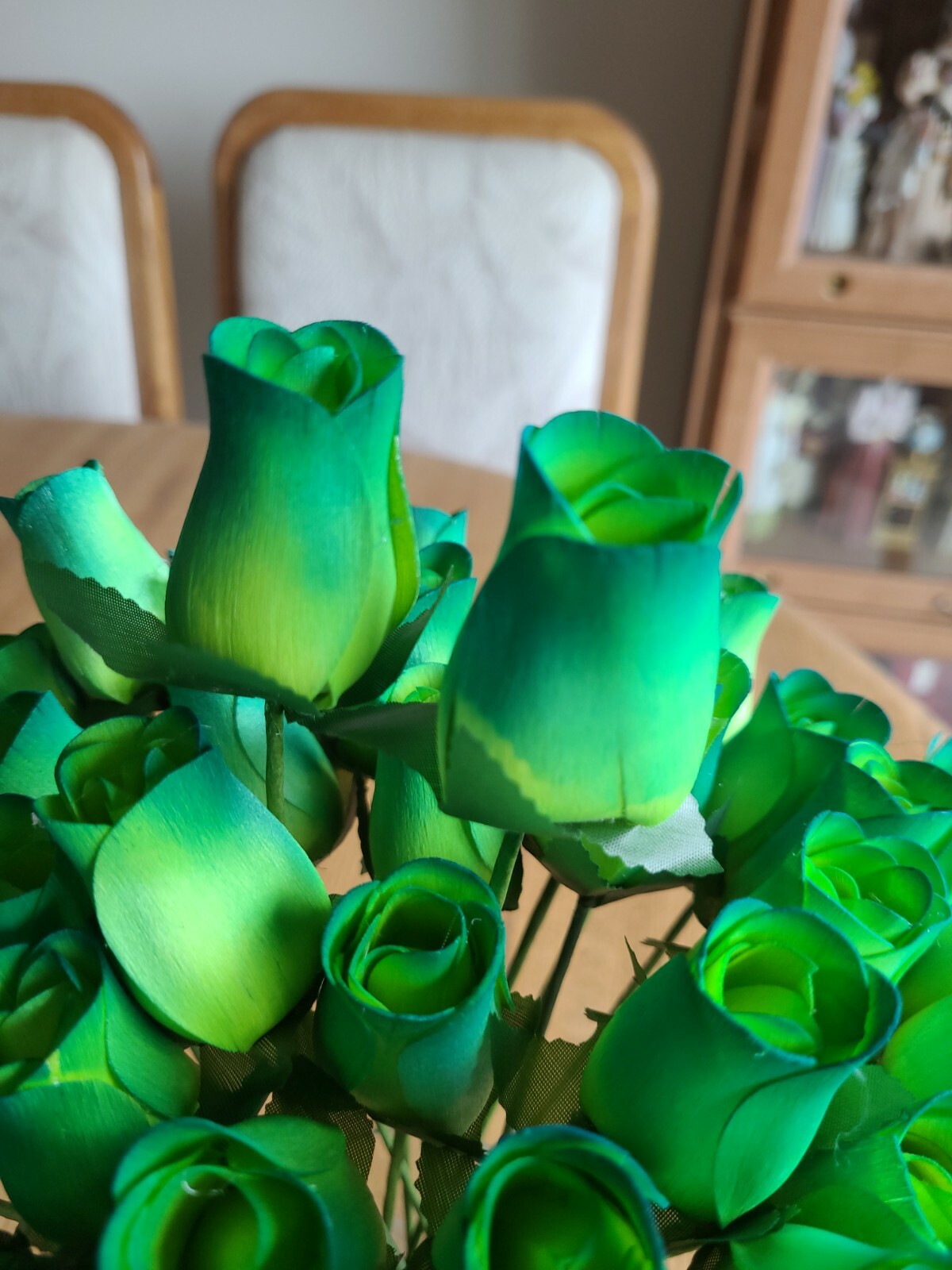 1 DOZEN – LIGHT GREEN/GREEN WOODEN ROSE BUDS 5 X 8 ARTIFICIAL FLOWERS
