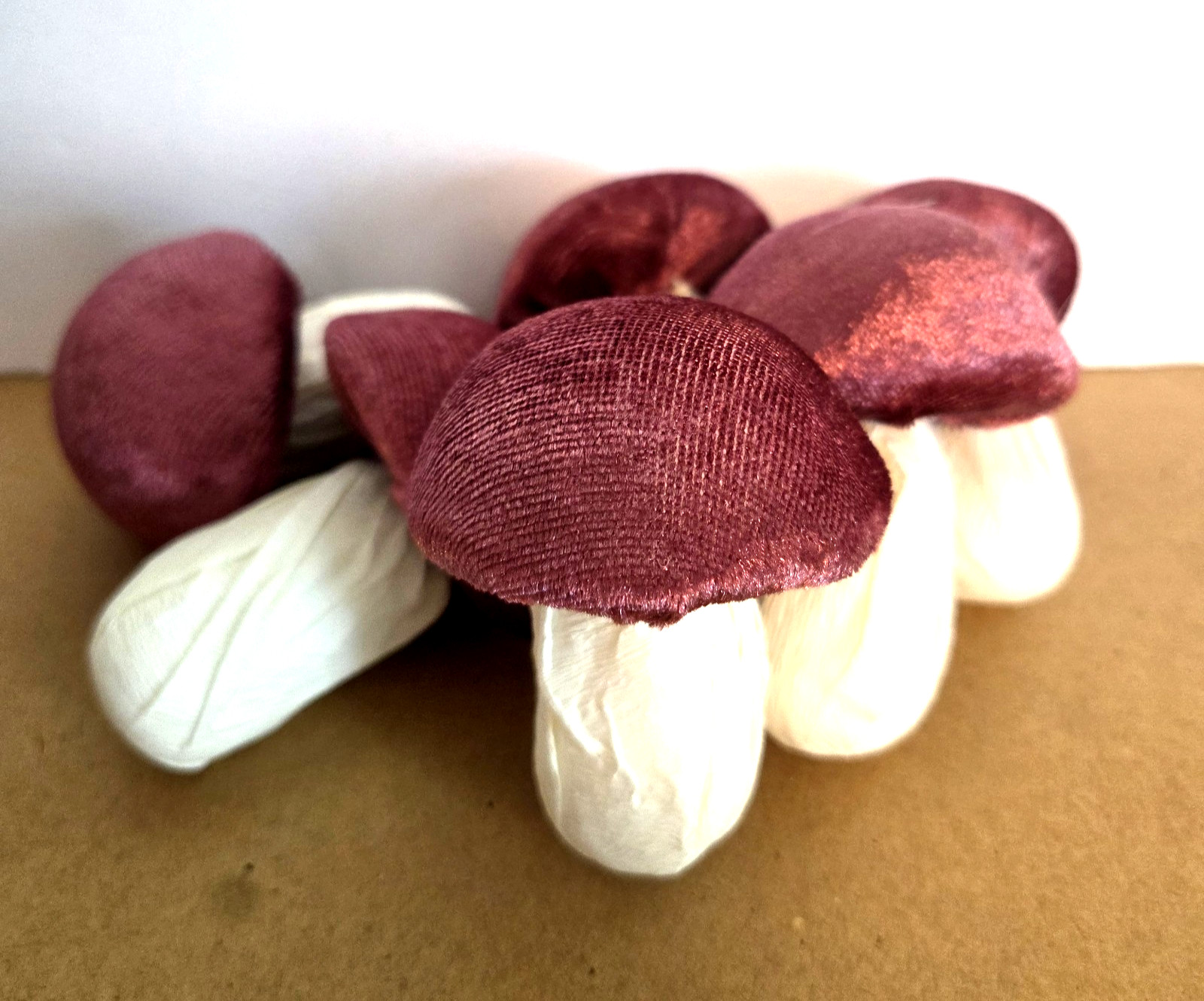 Decorative Mushrooms Raffia Bottom Plush Top Brown Burgundy Blue Lot 18