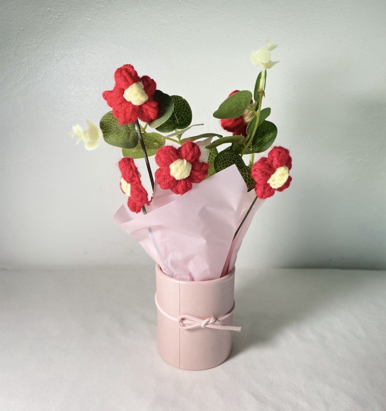 Artificial Red & White Flower Arrangement in Pink Vase, 22cm/6.5/7.6