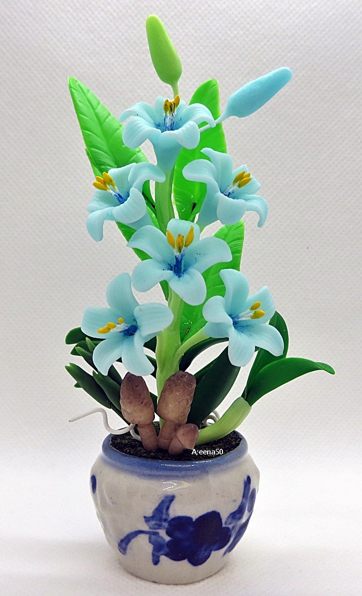 US Stock 5″H Handmade Air Dry Clay Miniature Grandiflora Flower Arranged in Pot