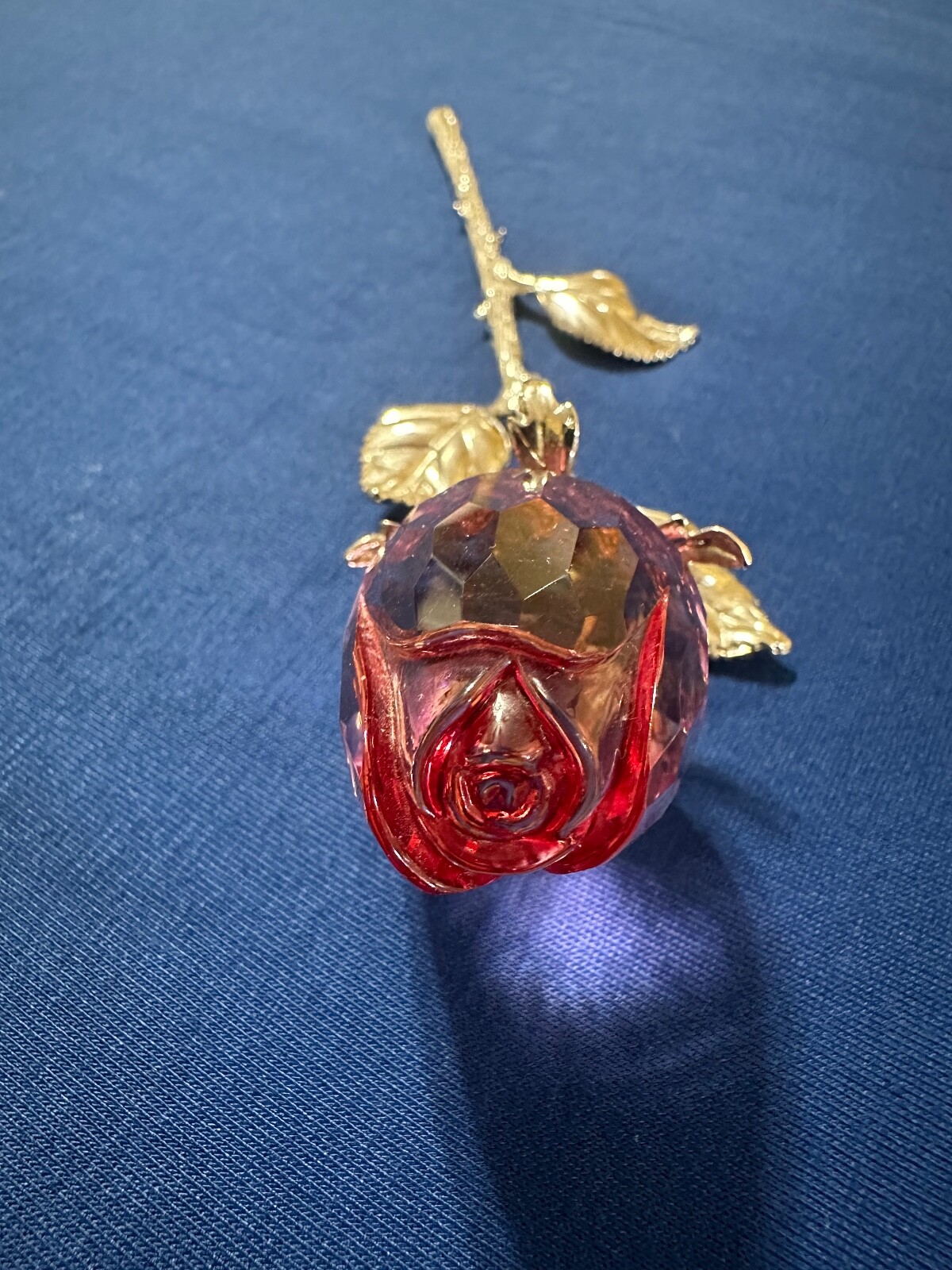 Crystal Rose Red Rosebud by bjcrystalgifts 4 1/2″