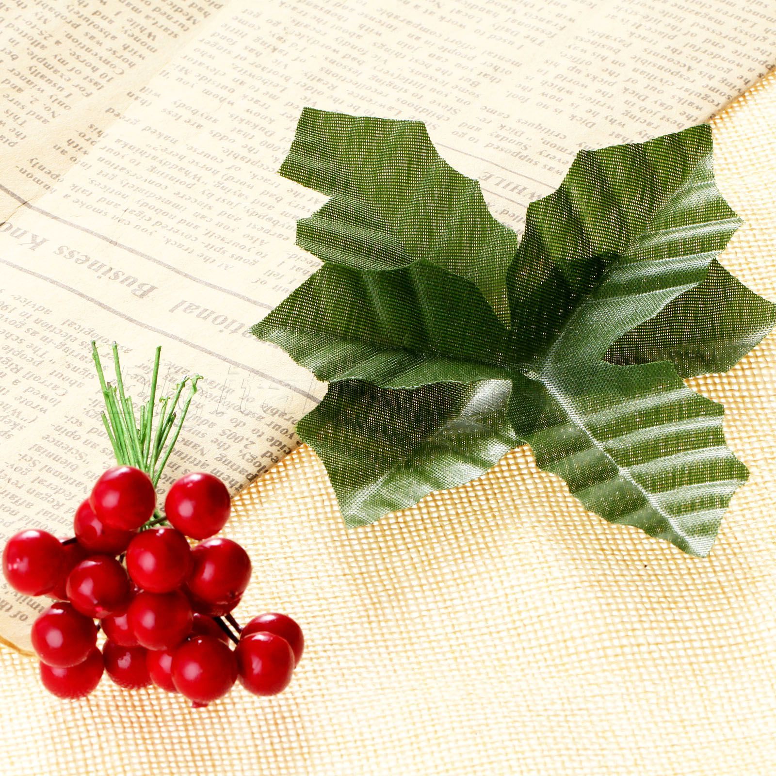 Green Flower Leaves & 50x Artificial Red Holly Berries Garden Wedding Home Decor