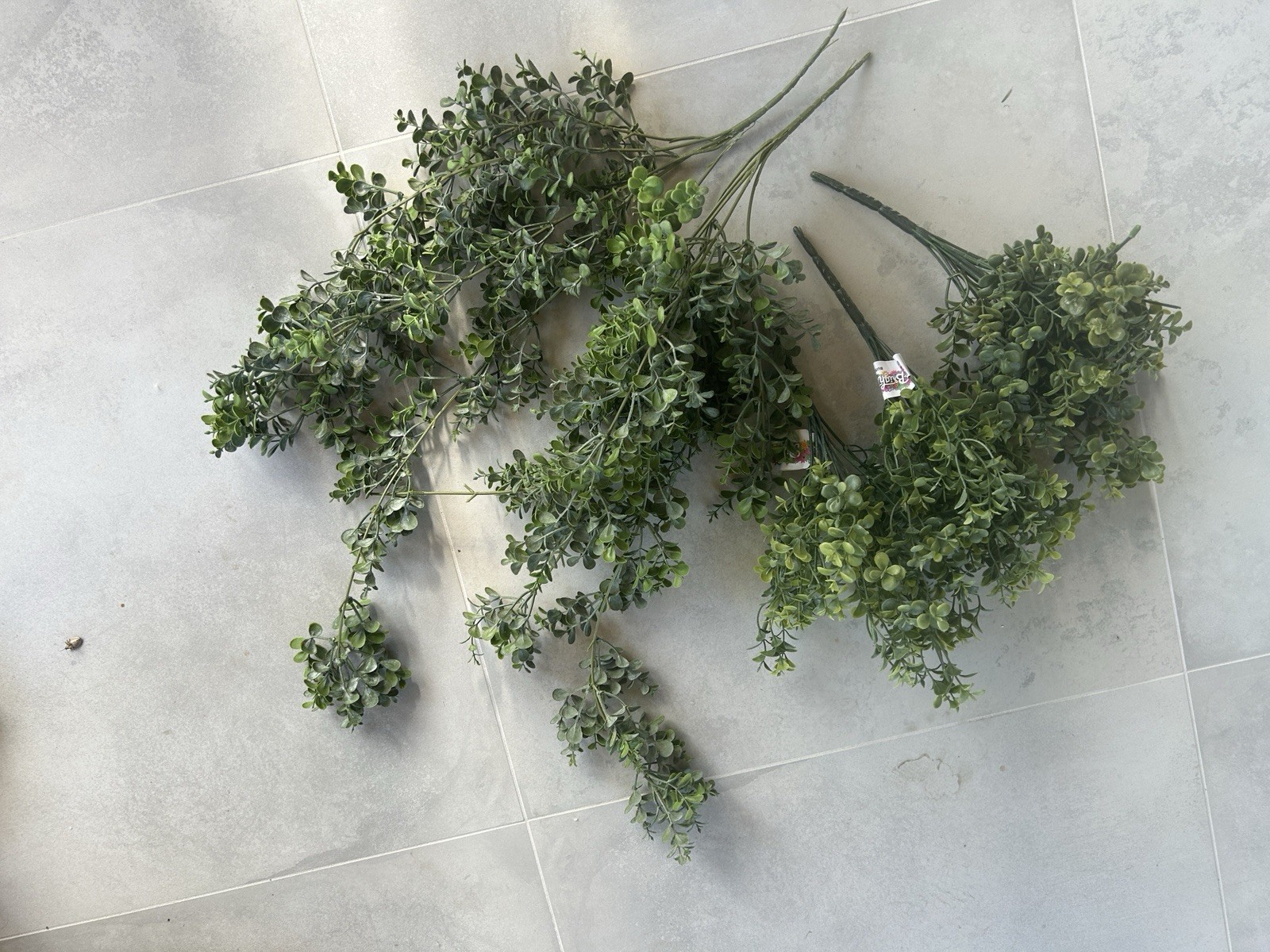 Artificial Flowers Plants Shrubs Fake Bushes Plastic Leaves 5 Pieces 12” & 24”