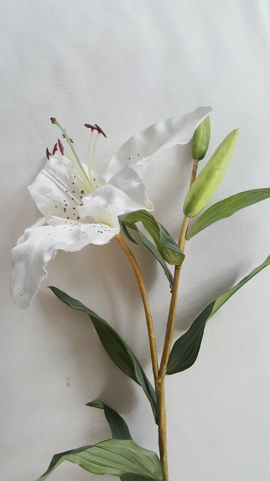Faux White Tiger Lilly Stems – Bundle Lot 22 Stems