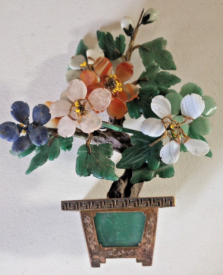 Vintage Carved Jade / Gemstone Bonsai Tree w/ Brass Base, Hong Kong, 7.5″H