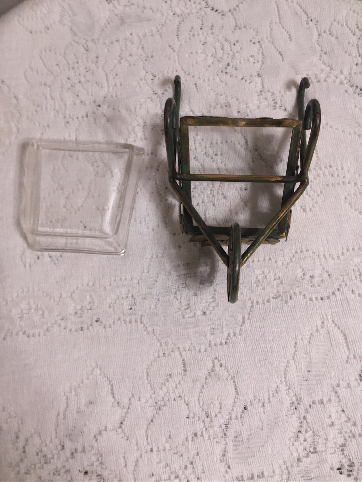 METAL WHEELBARROW WITH GREEN IVY -FOREST GREEN -PLANTER HOME DECOR’