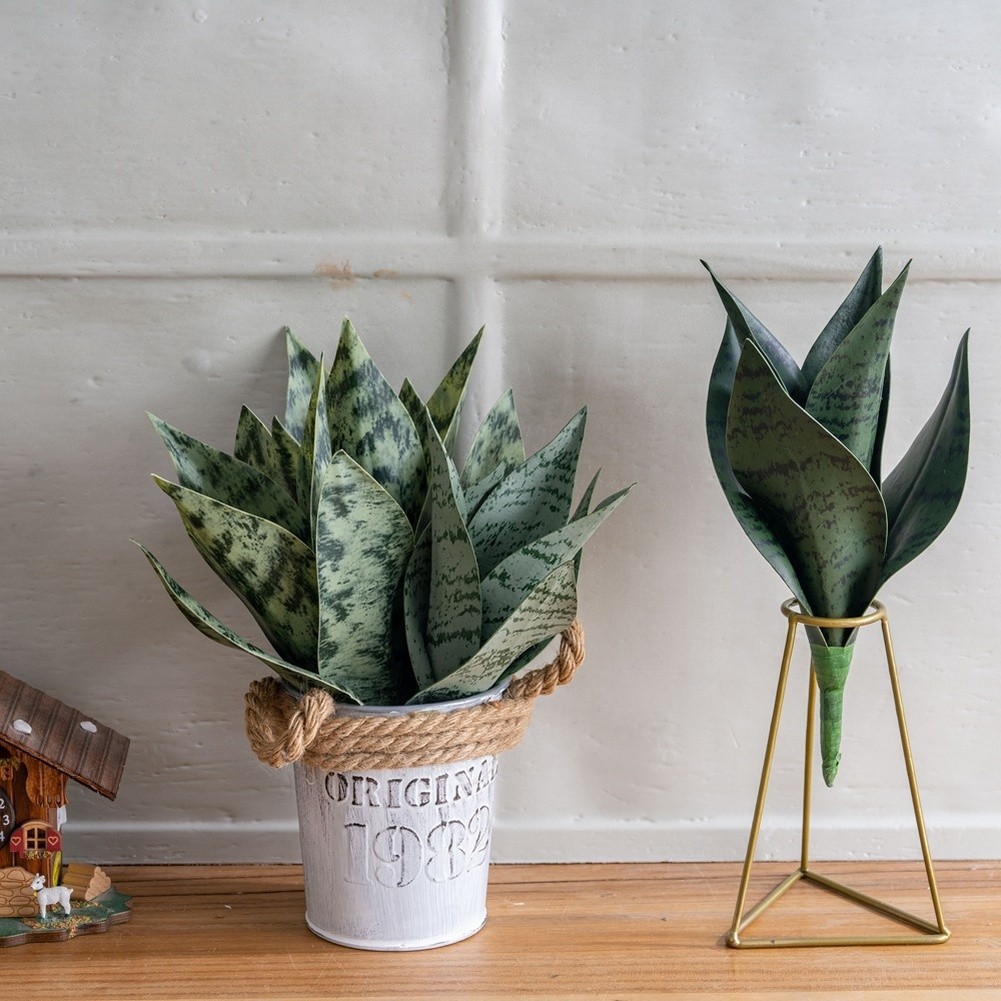 Artificial Snake Plant 25cm Faux Plant Green Leaves for Bedroom Decoration