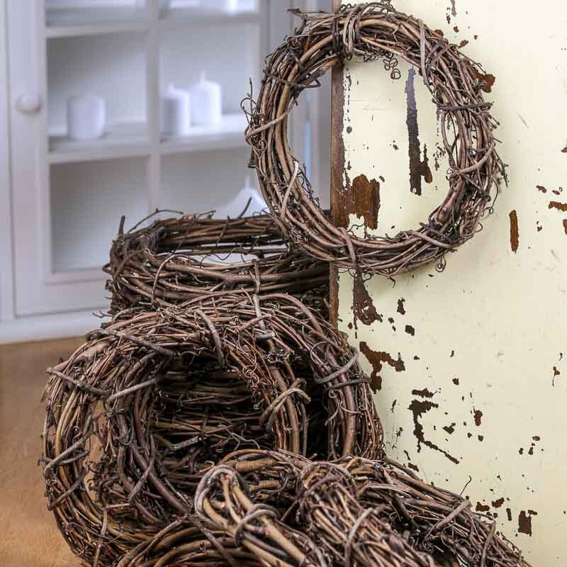 Group of 12 Natural Dried Grapevine Wreath 8″ Diameter for Crafting