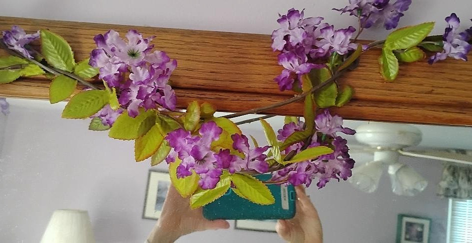 10 Ft. Artificial LILAC Flower Garland Realistic Summer Swag , Wedding, Mantel