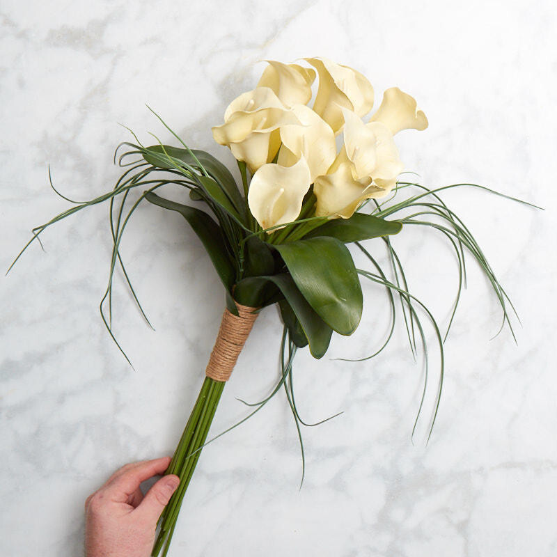 Set of 2 Ivory Calla Lily and Grass 24″ Bouquets with Jute Wrap
