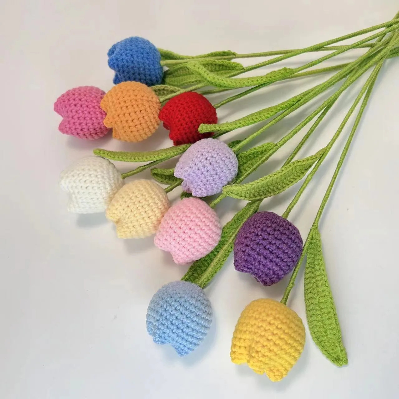 1PC Knitted Flower Tulips Fake Flowers Bouquet Wedding Decoration Hand Crochet W