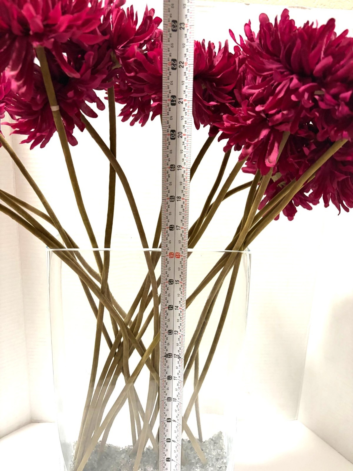 Artificial Pink Daisy Arrangement W/ Filler In Clear Glass Vase 16″Hx8″Lx2.5″W
