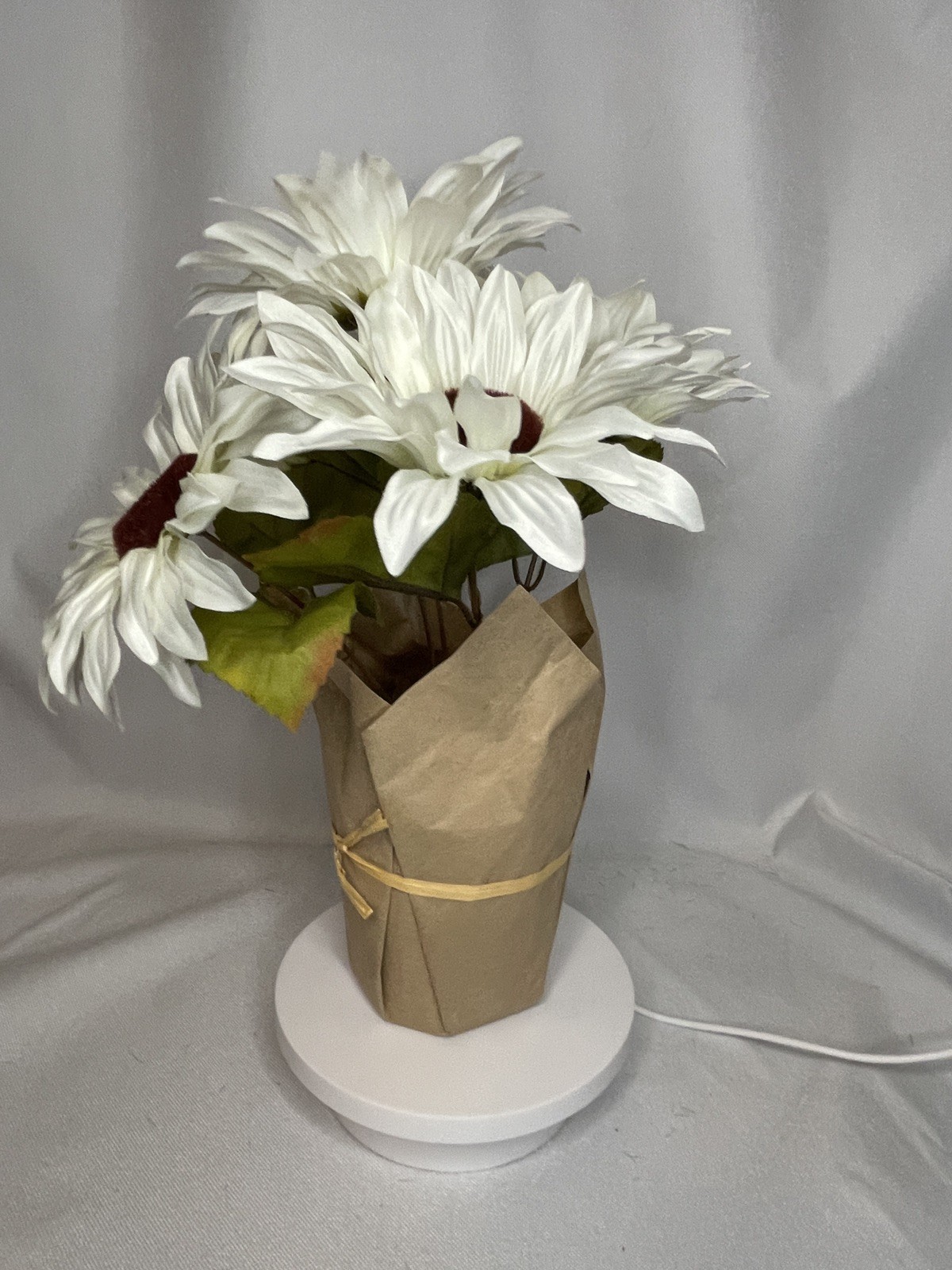 New Ashland Artificial Floral Cream Sunflower 8 Lg Blooms Light Pot 9”x12” HOM18