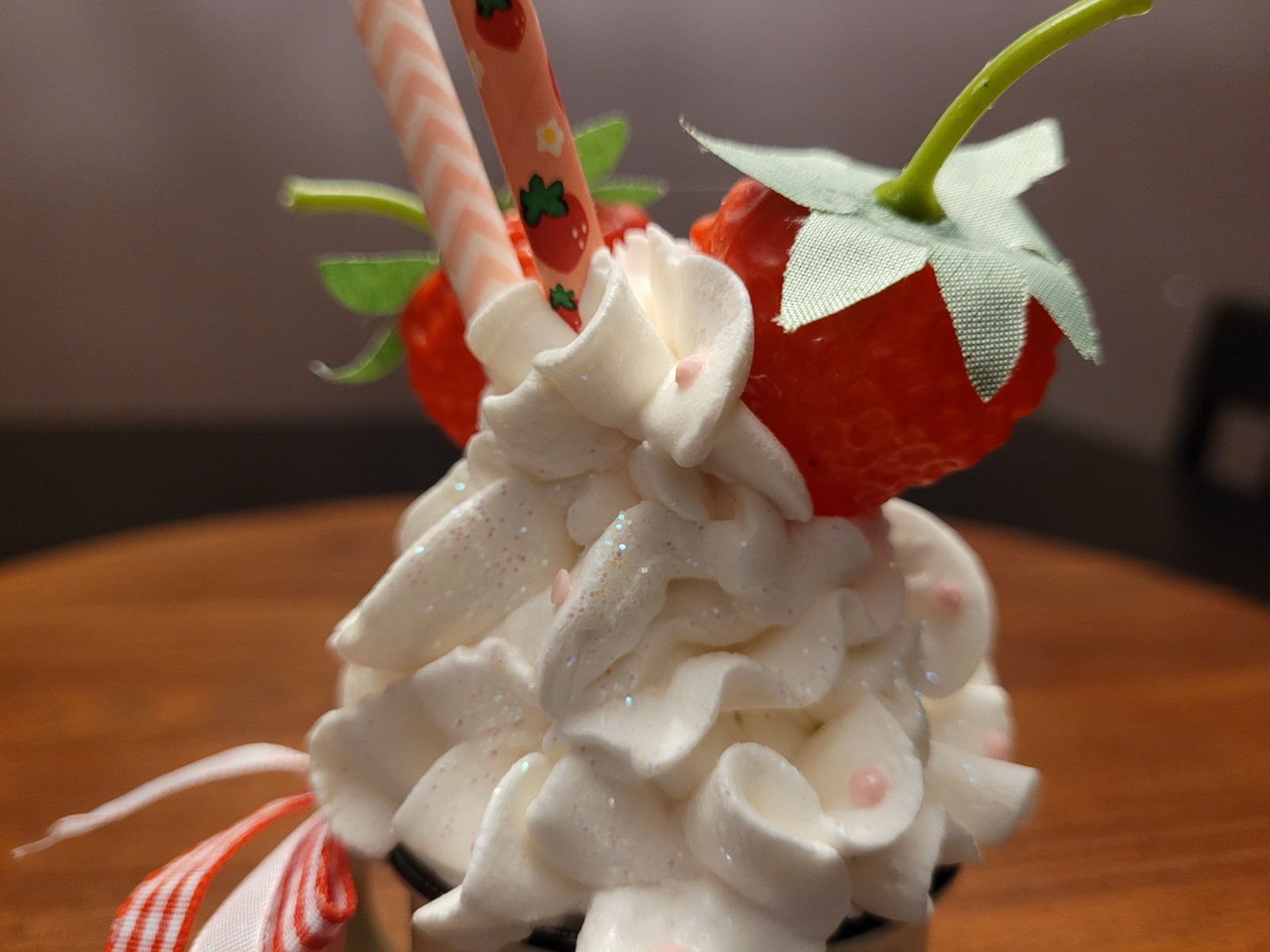 Tiered/Tray/Shelf/Sitter/Decor/Strawberry/Green/Berry Sweet/Ceramic Cup/ Faux