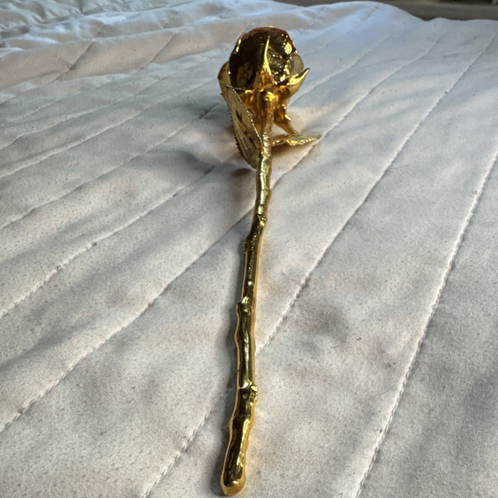 Gold dipped Metal Rose Floral Decor Flower Stem – Gold Tone Metal Rose Stem 24k