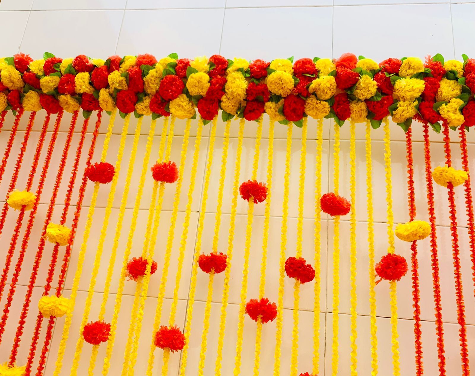 White Decoration Backdrop Panel With artificial floral Strings Party Backdrop