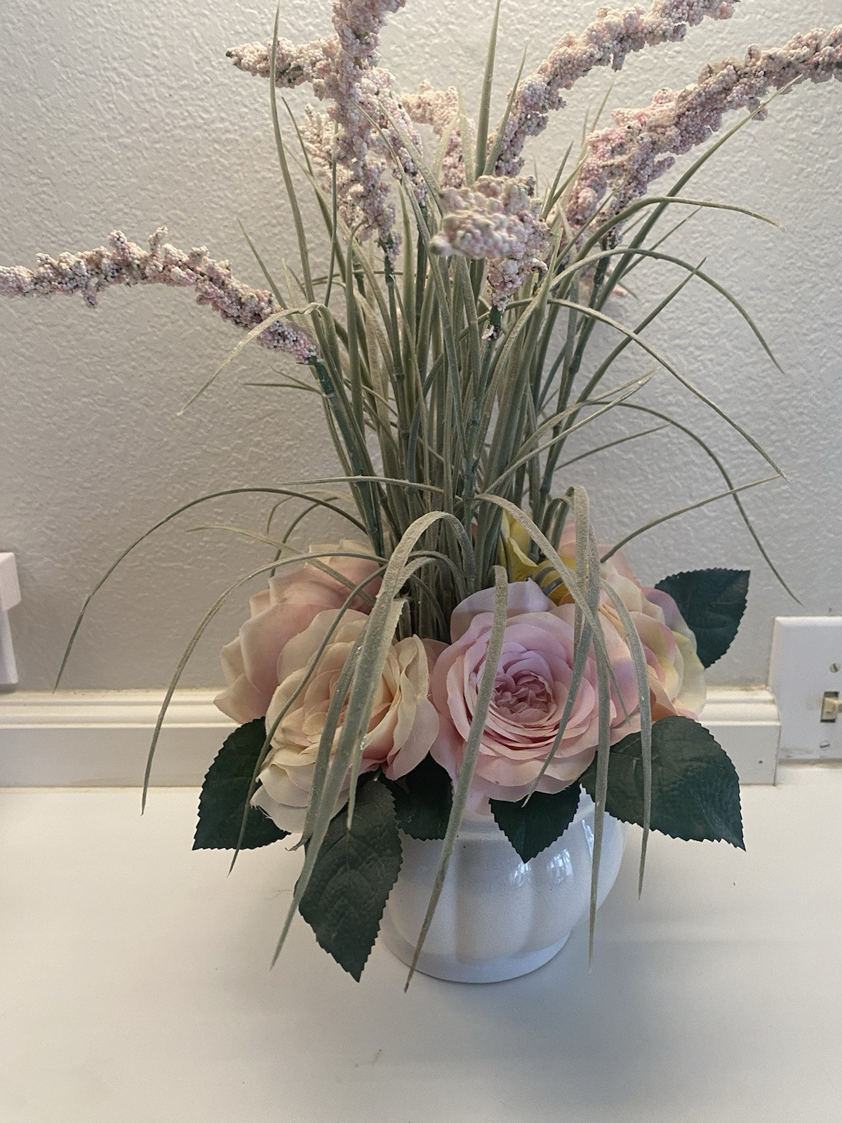Floral Pink Green Bouquet White Ceramic Pot Vase Arrangement Centerpiece