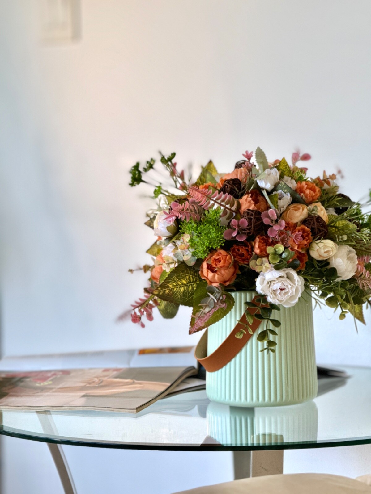 Flower arrangement “Spring“ in a vase, width 16’, height 15’, home decor