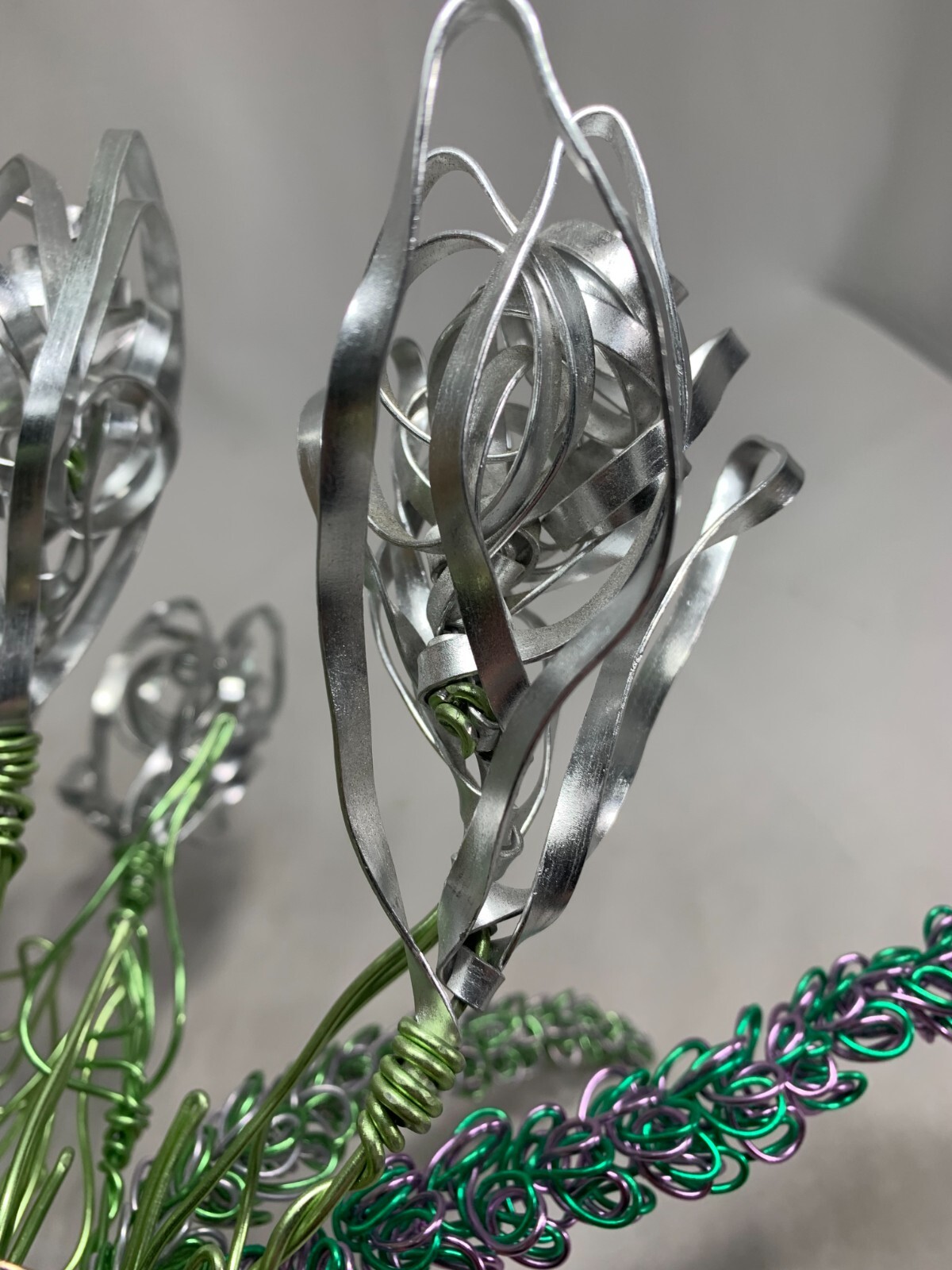 ONE MILLION ROSES Handmade Metal Rose Bouquet – WIRE FLOWERS