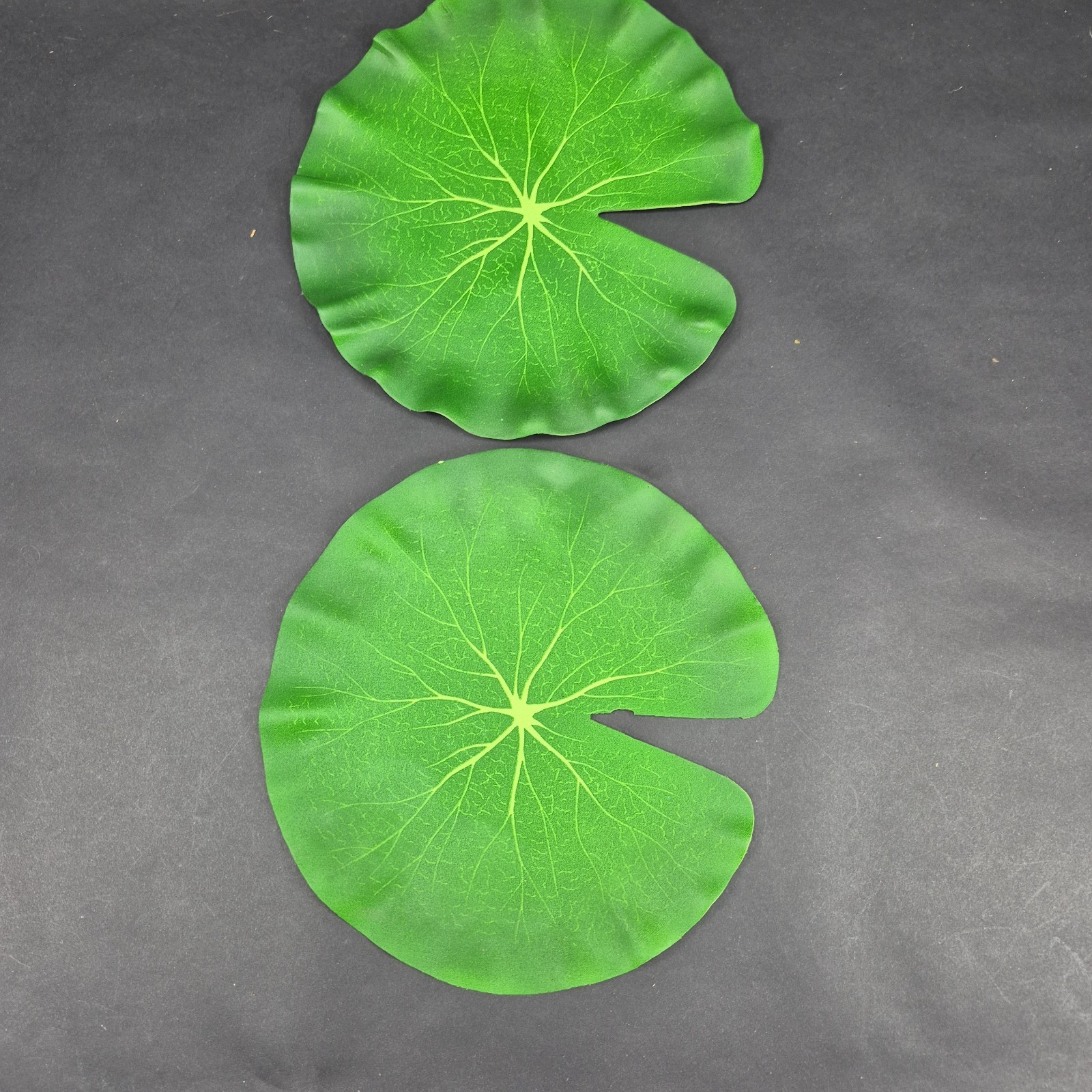 16PCS Artificial Lily Pads Floating Pond Flowers Lotus Plants Aquarium Decor Set