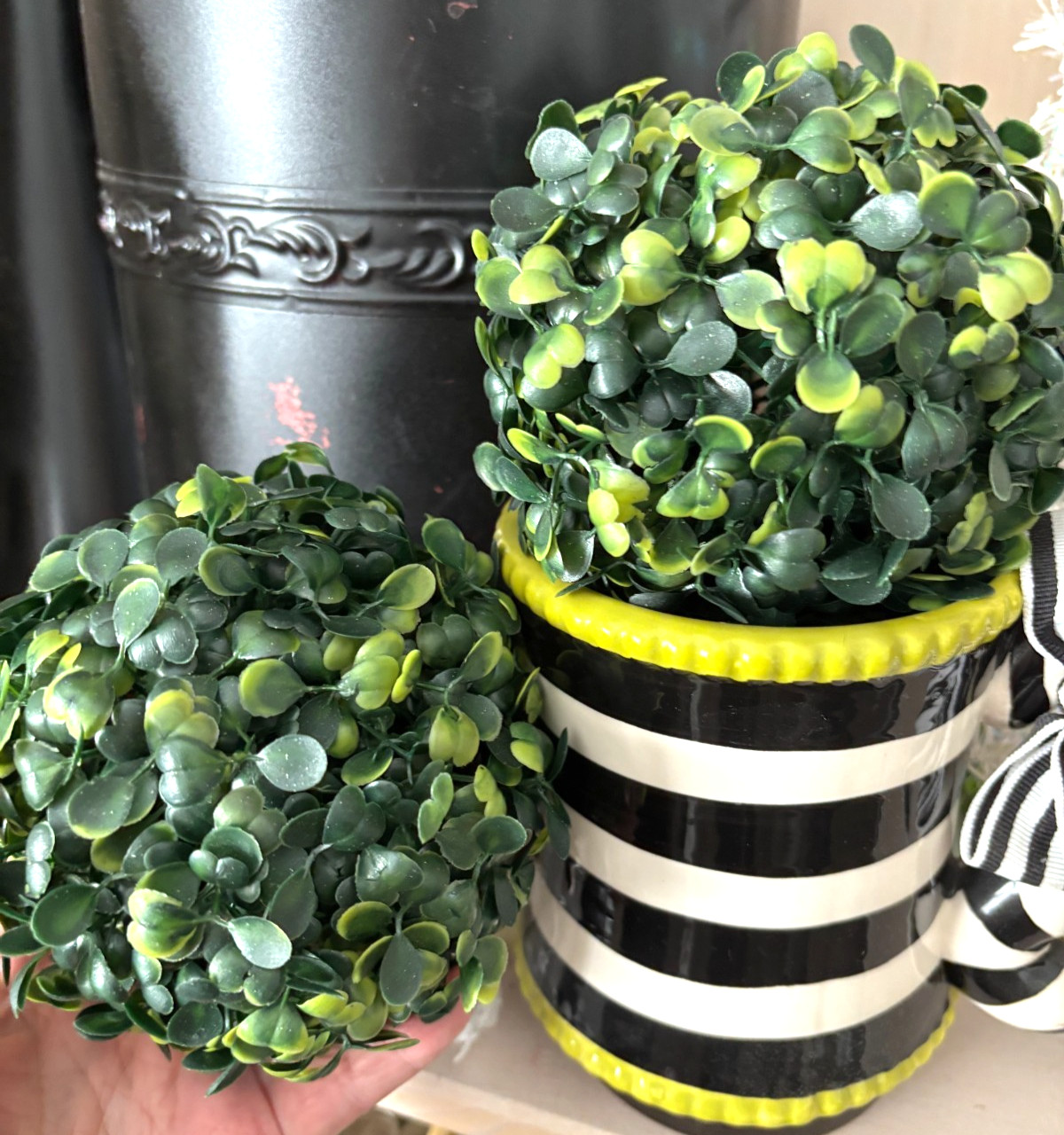 SET 2 New 4.5″ Green FAUX BOXWOOD ORBS Ball GREENERY Plant Plastic Topiary DECOR