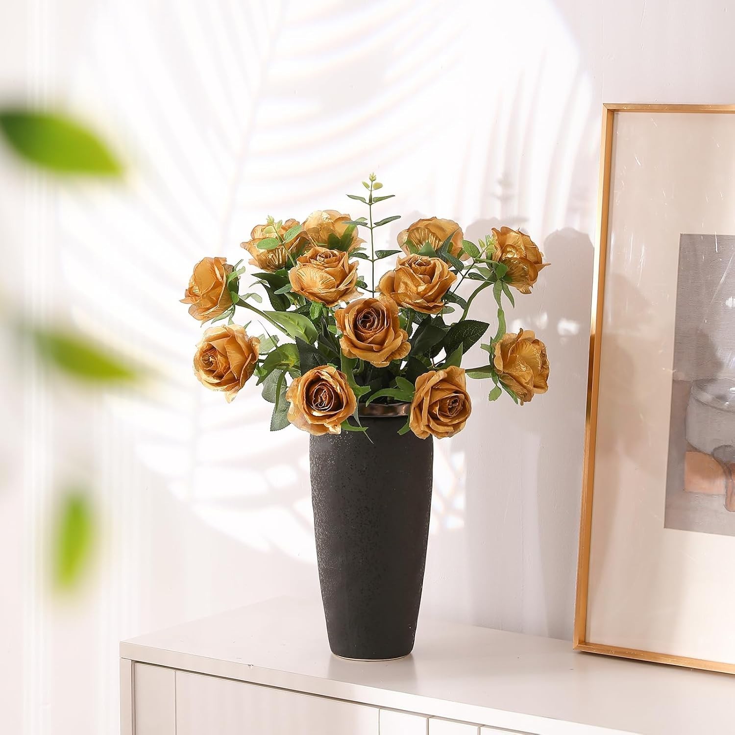 Lifelike Artificial Roses – 12pcs Long Stem Bouquet Gold