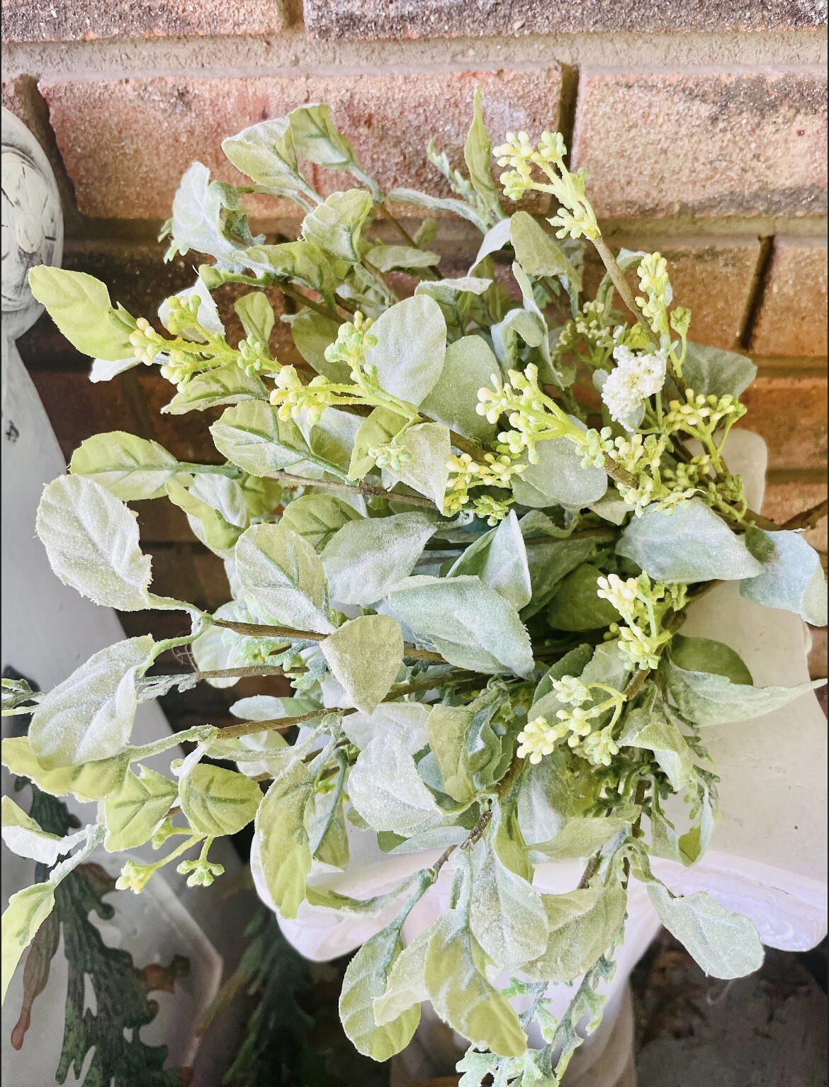 Mixed Lamb’s Ear Pick, 17” 1 Stem
