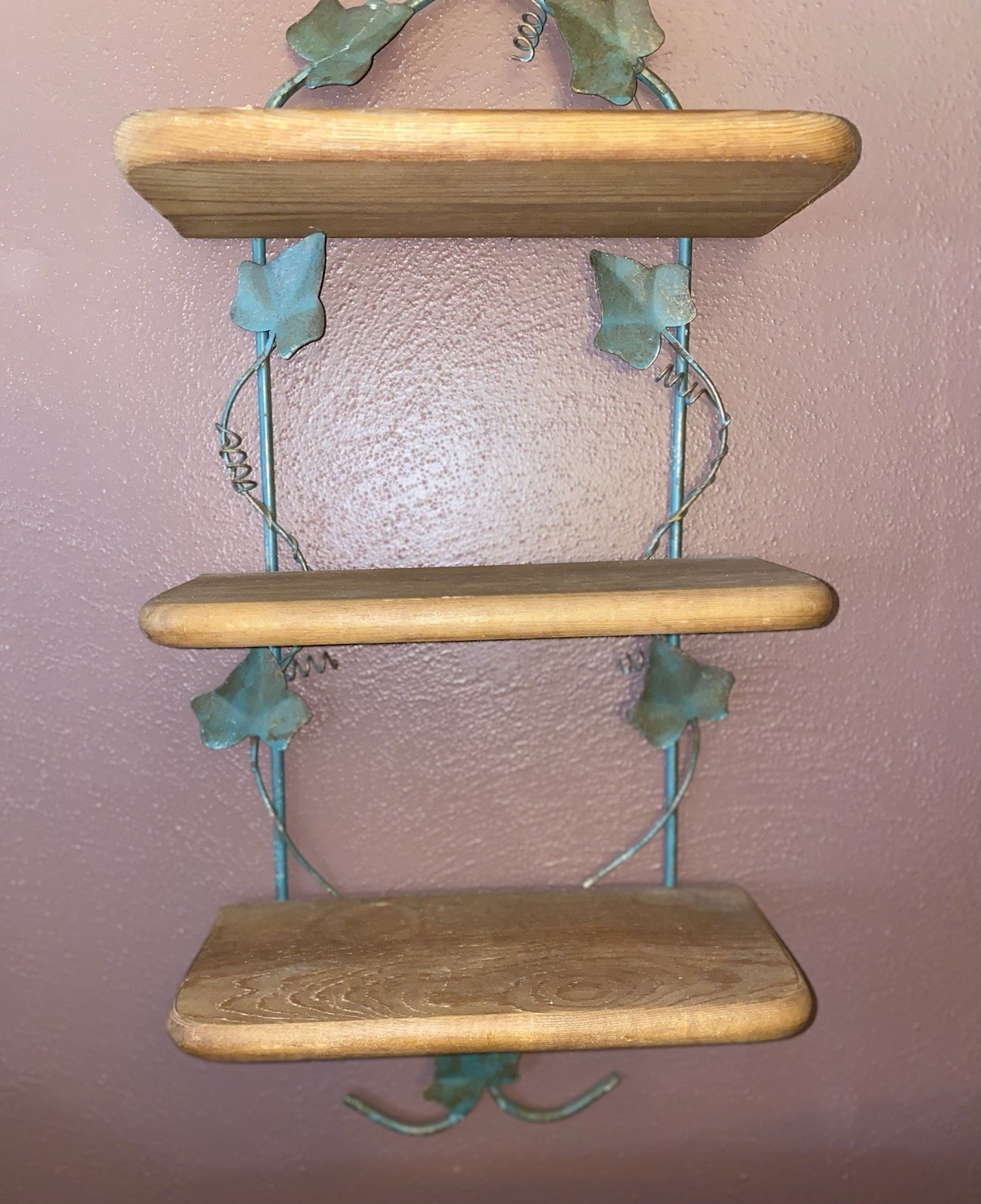 Vintage Home Interiors Metal Green Gold Accents Ivy Cottage Core 3 Wood Shelves