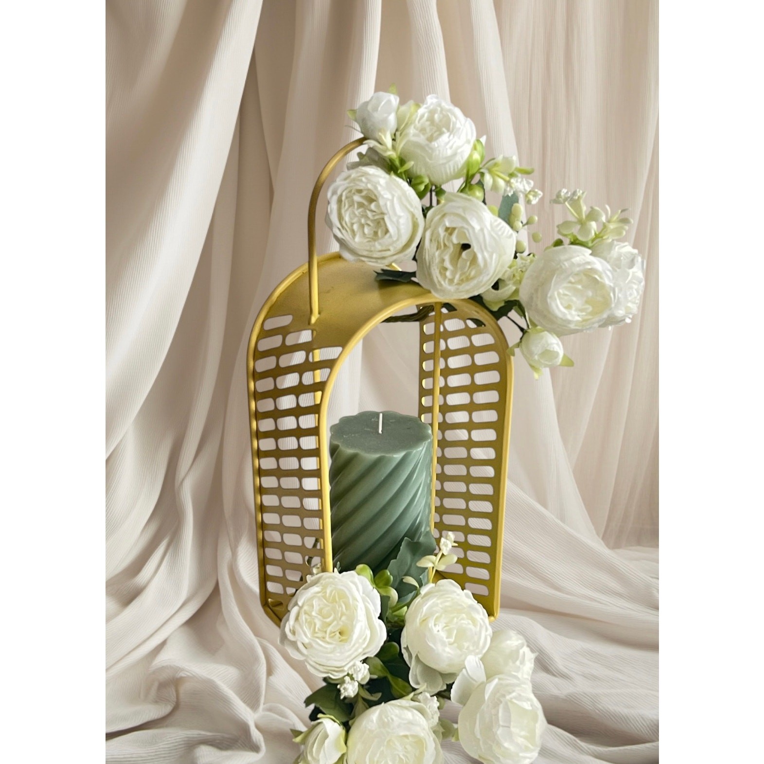 Metal Yellow Decorative Candleholder Centerpiece