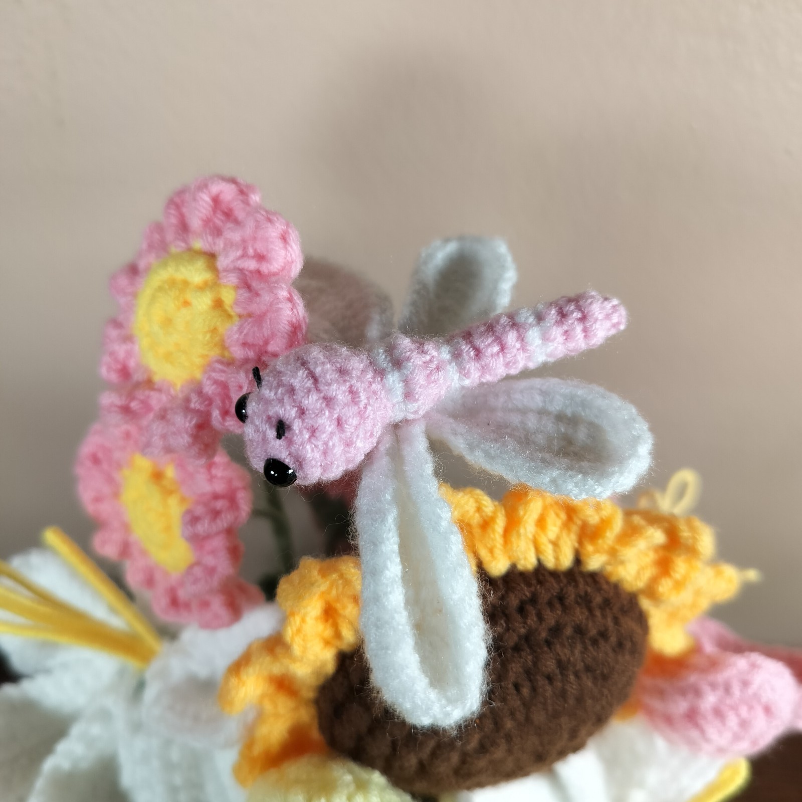 Handmade Crochet Flower Bouquet In Basket w/ Dragonfly Sunflower Lily’s Daisies