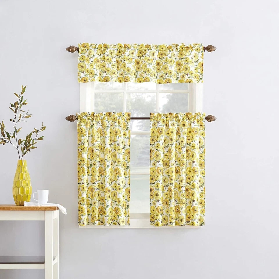 Sunflower Print Semi-Sheer 36″W x 54″L (Pack of 1), Yellow