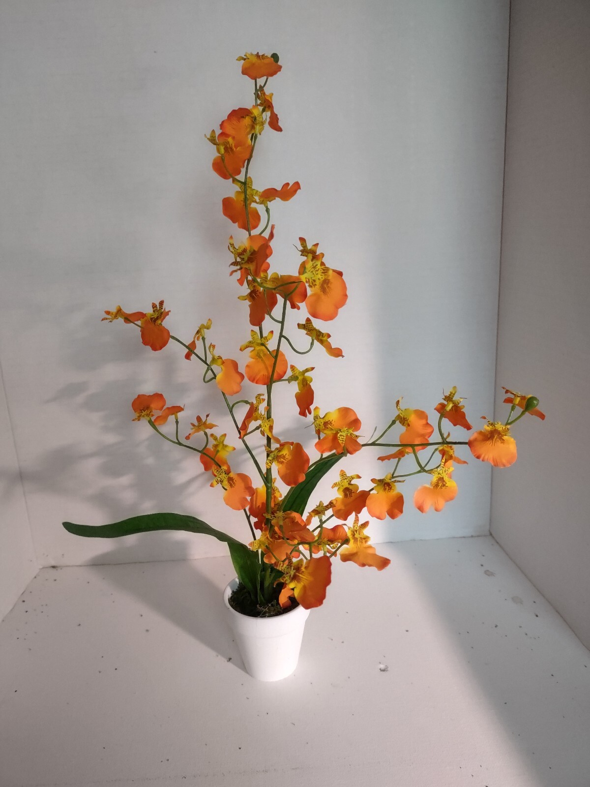 Artificial mini oncidium ‘dancing orchid’ plant