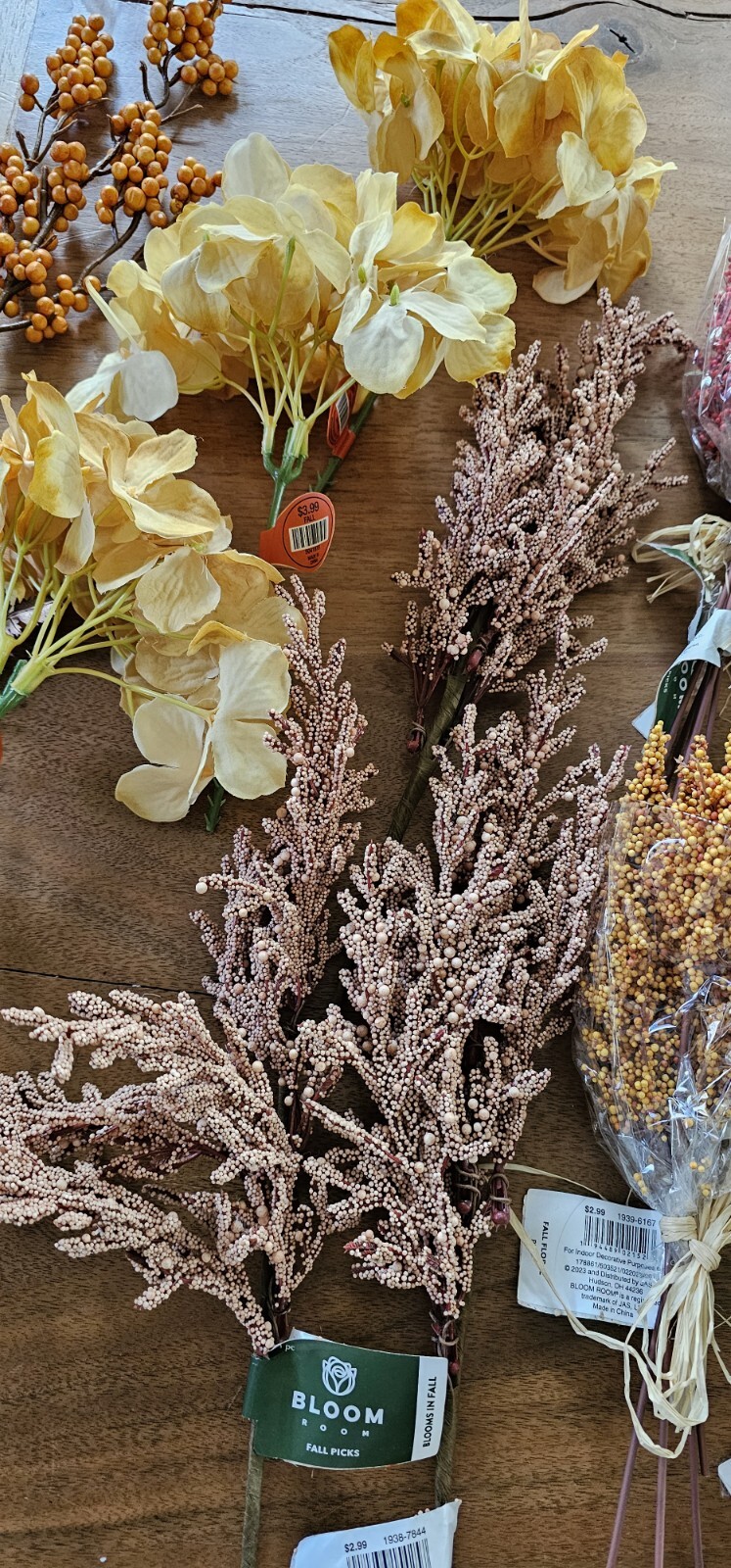 Fall Autumn Branches Stems Bundle Lot 60 BN