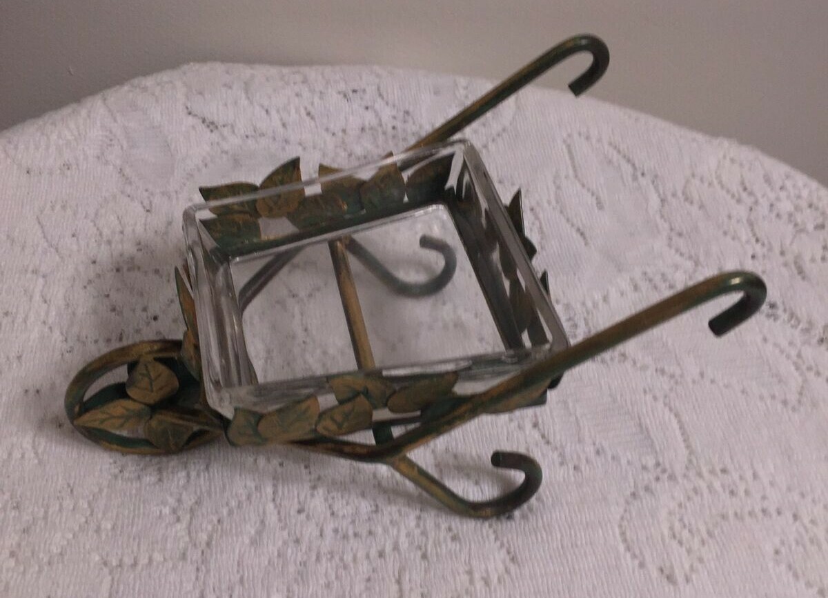 METAL WHEELBARROW WITH GREEN IVY -FOREST GREEN -PLANTER HOME DECOR’