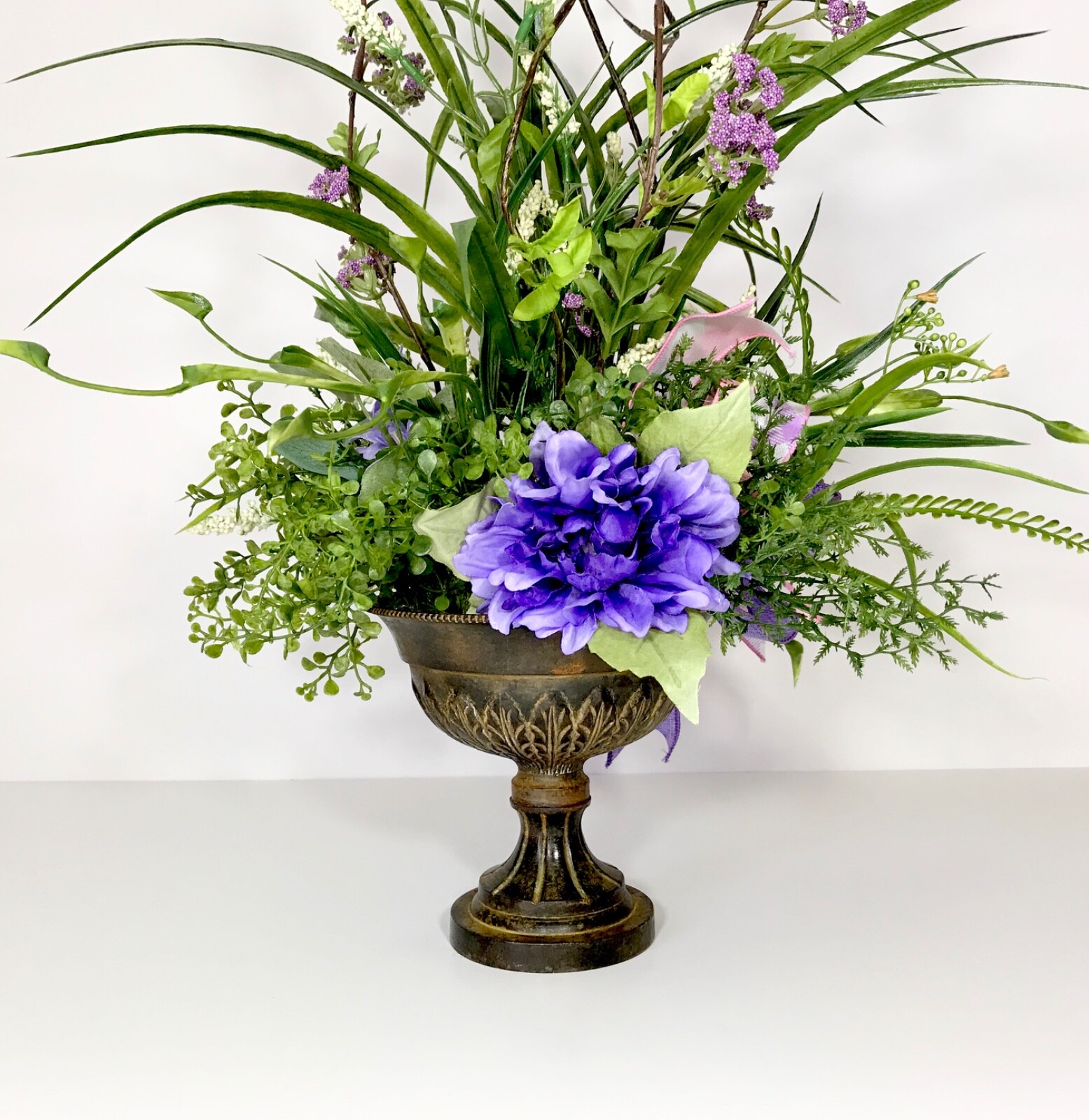 SPRING FLOWERS FLORAL ARRANGEMENT CENTERPIECE SOLID BRASS PEDESTAL COMPORT DISH