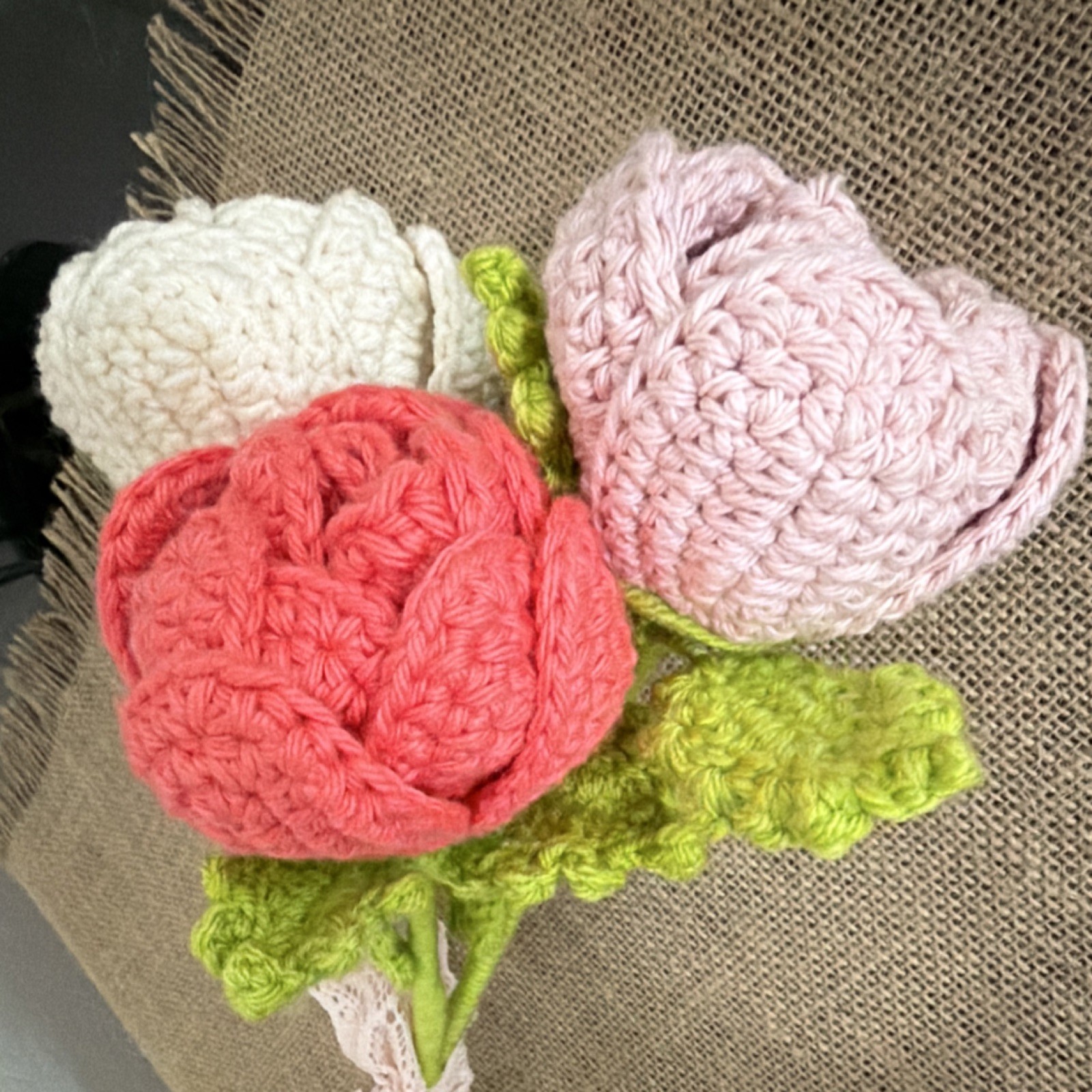 Handmade Crocheted Yarn Artificial Flower Bouquet Roses Pink White Red