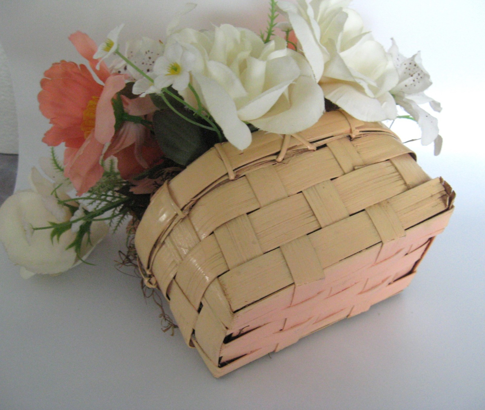 Artificial Floral Arrangement in Basket White Roses Lilies Peach Flowers Ferns