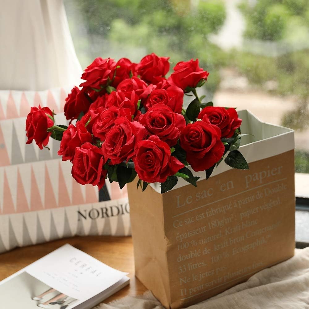 10-Piece Artificial Red Roses – Luxurious Silk Flowers for Weddings & Gifts
