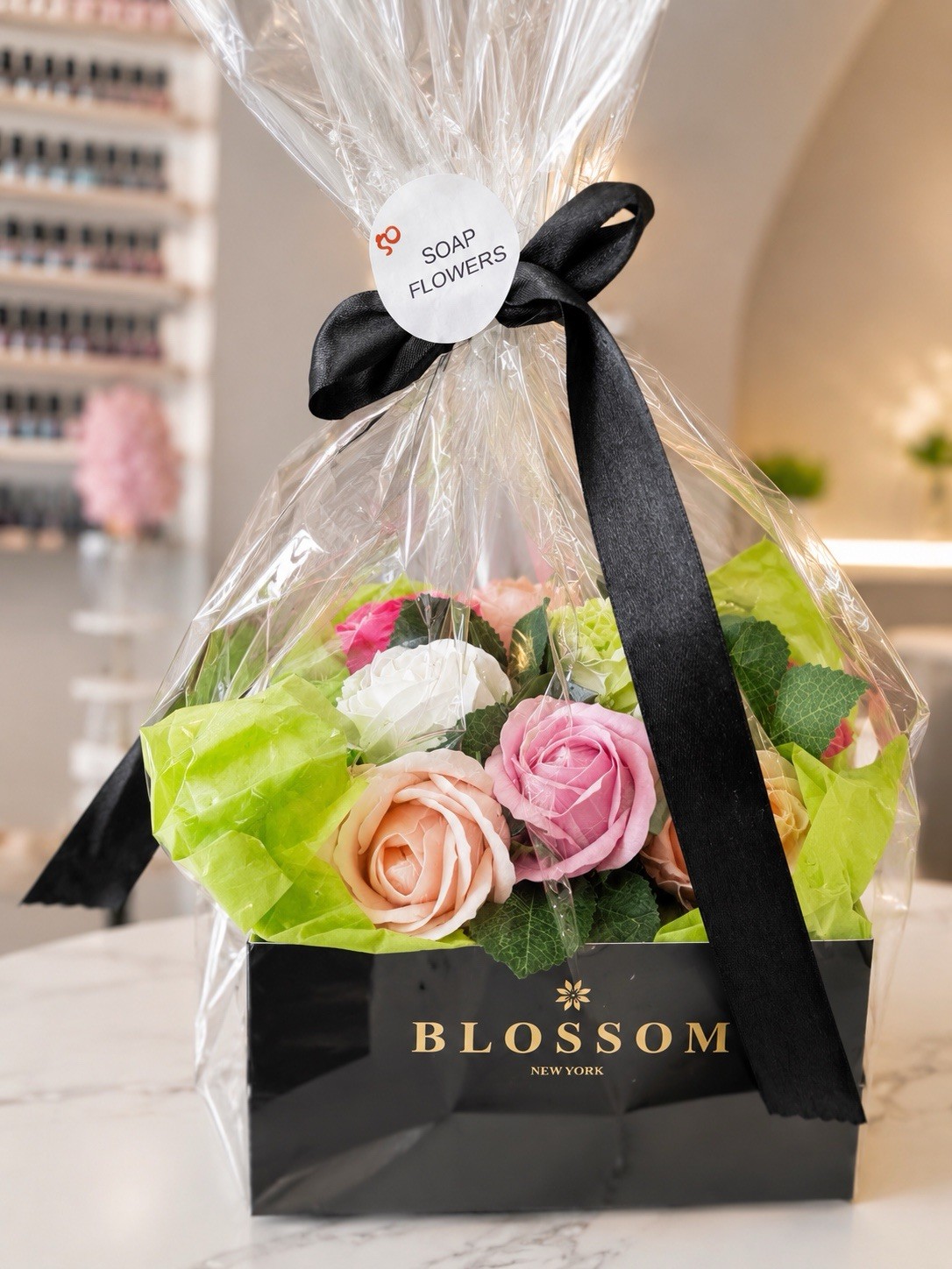 BLOSSOM NEW YORK Boxed Rose Flower Arrangement Centerpiece Pink White Red