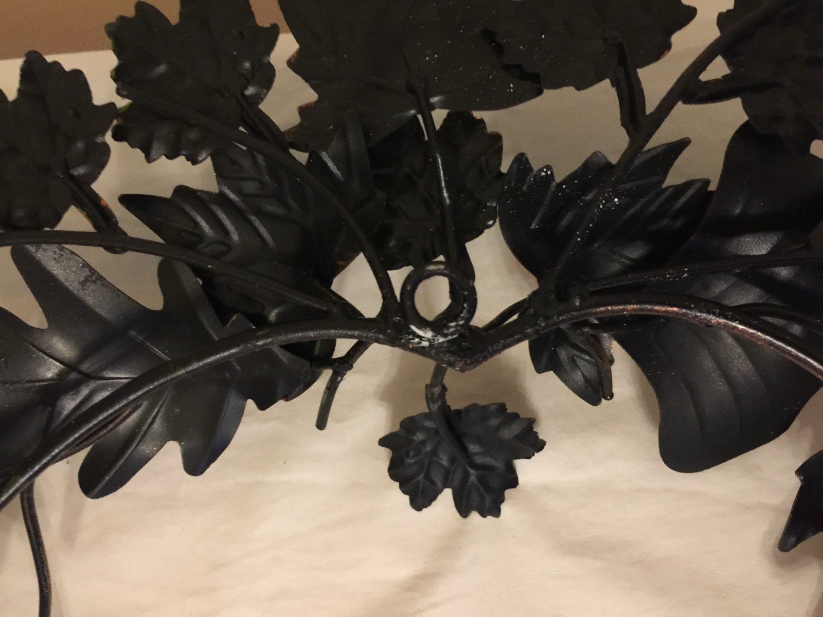NWD Green Metal Evergreen Enterprises Leaf Wreath Wall Decor 20” H X 18” W