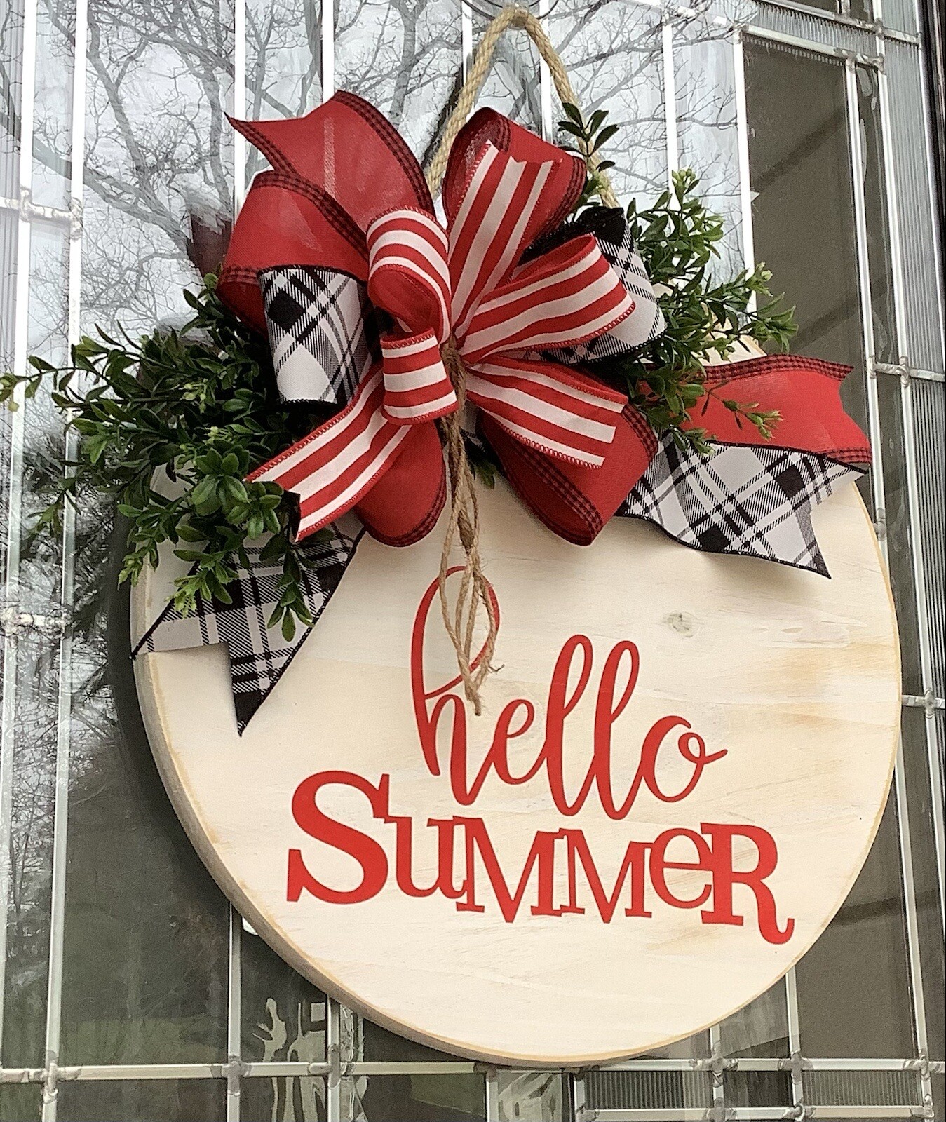 “Hello Summer” Round Front Door Wooden Wreath, Farmhouse Door Wreath Wall 18″
