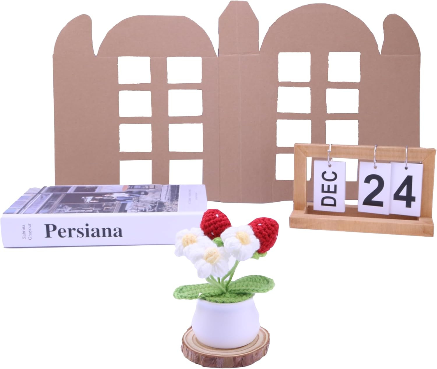 Crocheted Strawberry Potted Plants with Wool, Hand-Made Artificial Flowers and L