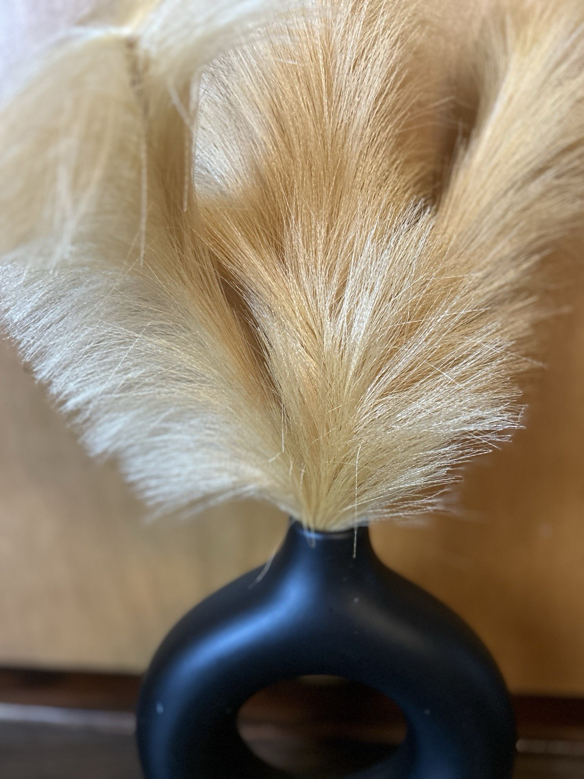 Artificial Pampas Grass Flower Arrangement in Modern Black Plastic Vase