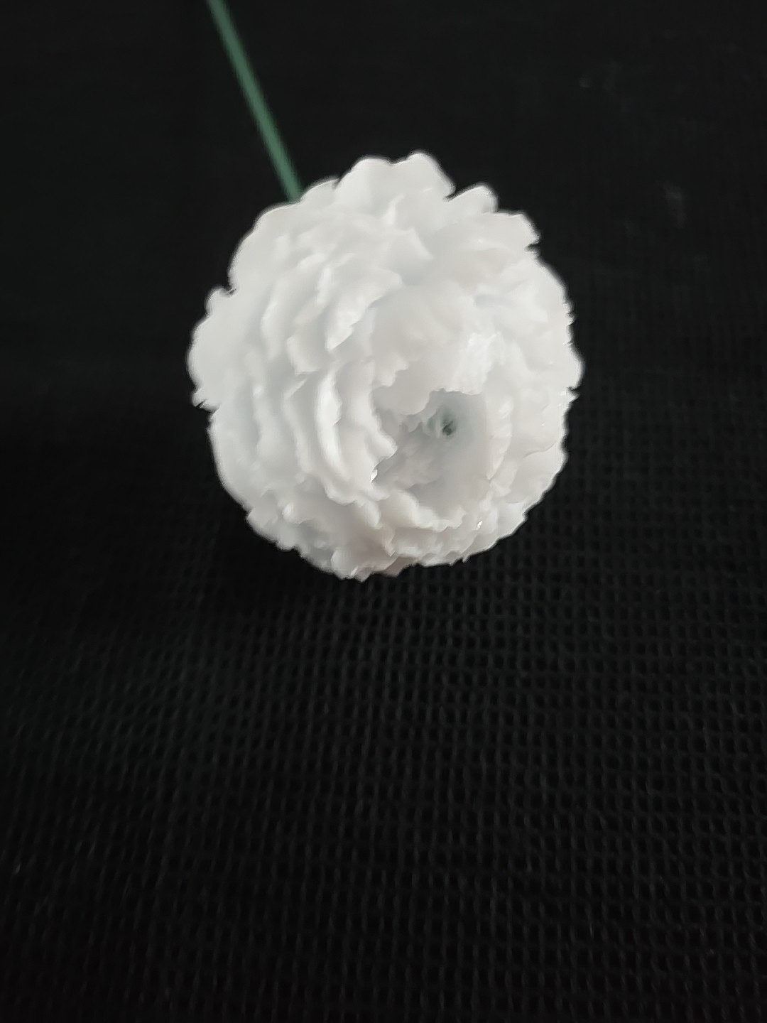 Resin White Flower Decoration Gift Stem. 579