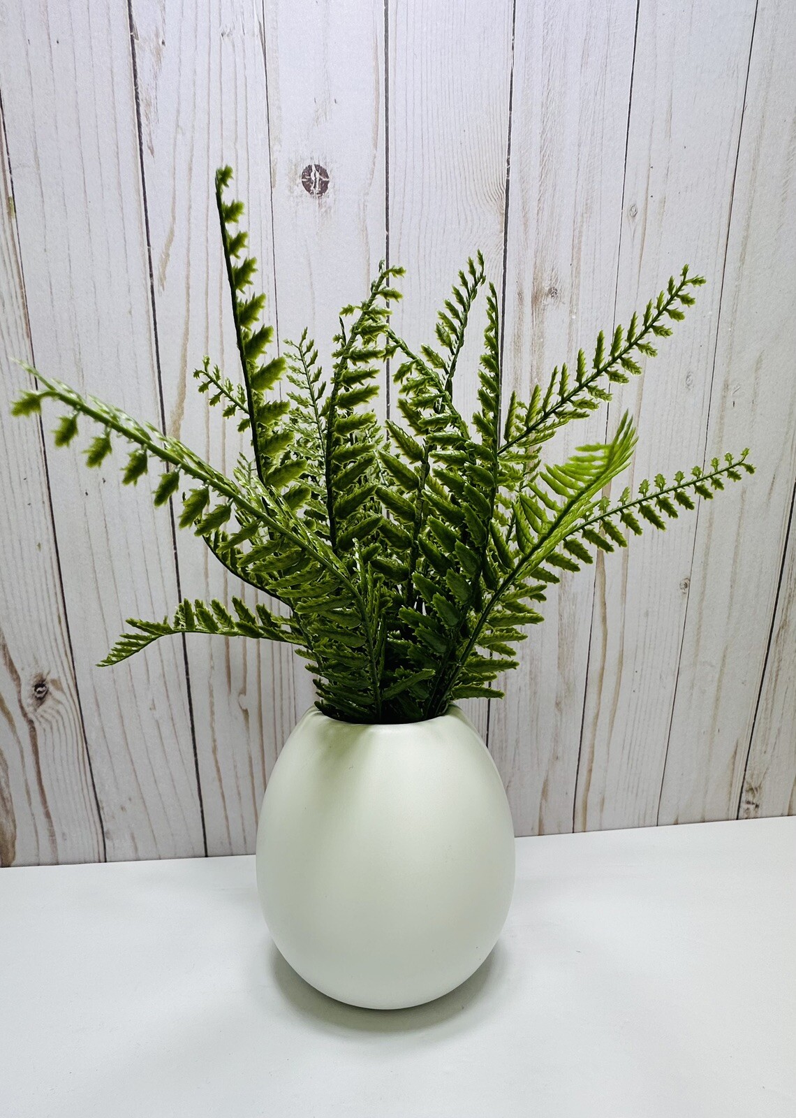 Farmhouse / Modern Decor New White Stoneware Vase, Home & Kitchen Decor