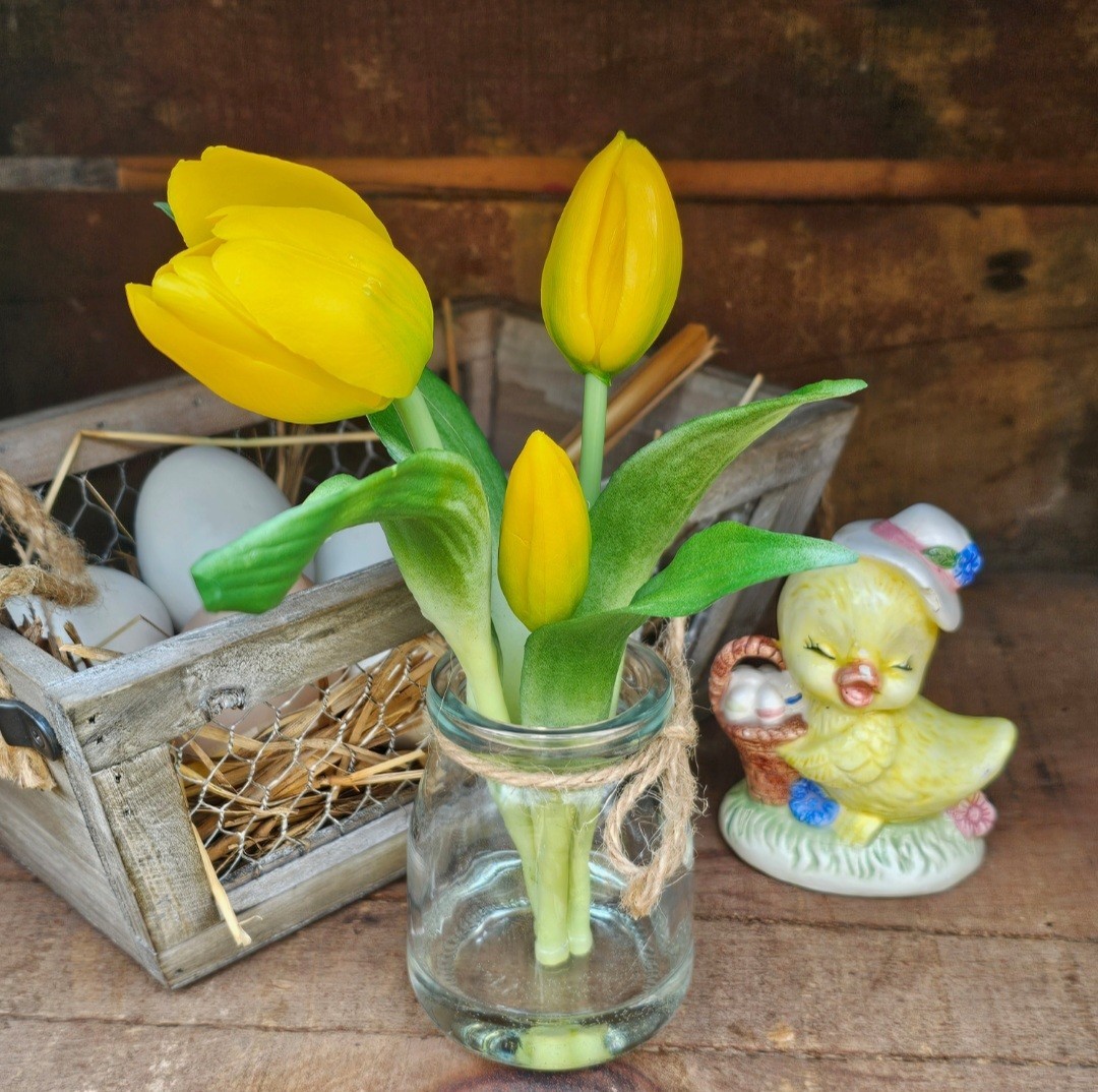Real Touch Artificial Tulip in a vase FAKE WATER flowers LOOK REAL Spring Decor