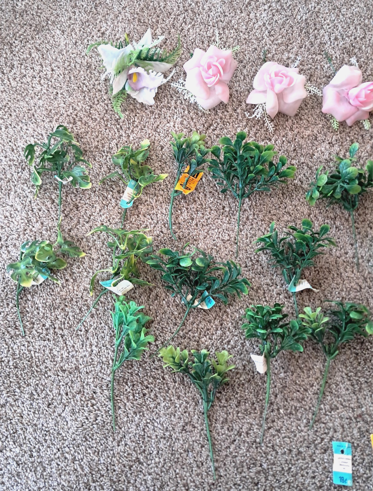 NOS 28 Pieces Vintage Retro Plastic Flowers and Greenery New with Tags